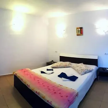 Vilageo * Navodari